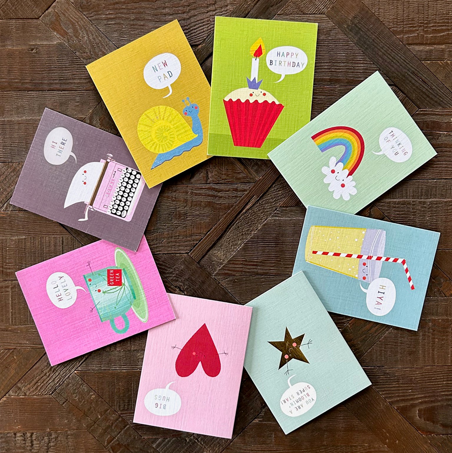 AM12 mixed mini smilies pack