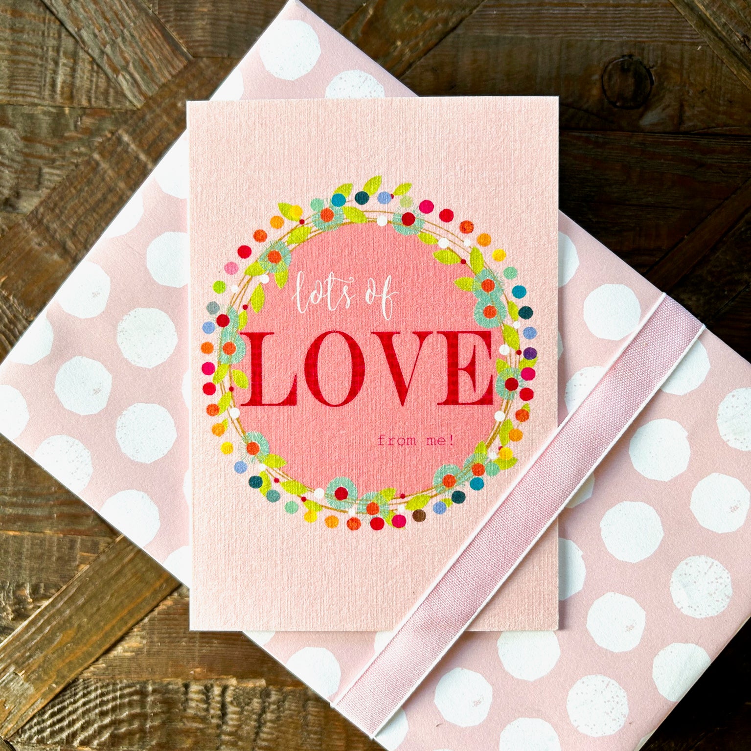 FF30 lots of love greetings card