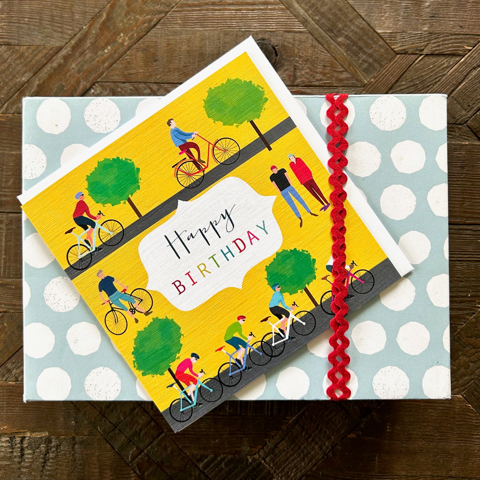 HB09 cycling happy birthday card