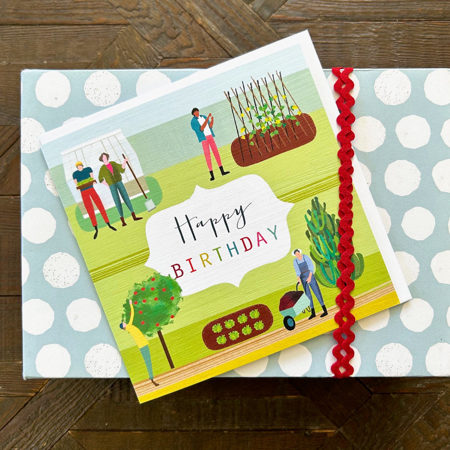 HB12 gardening happy birthday card