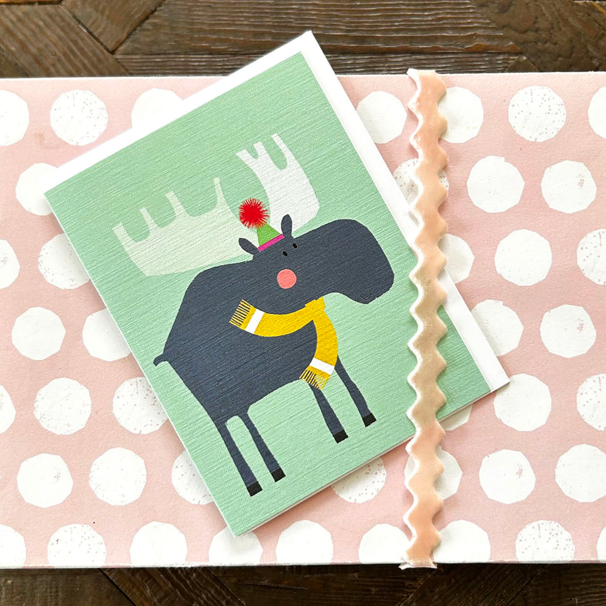 KAB37 mini moose greetings card