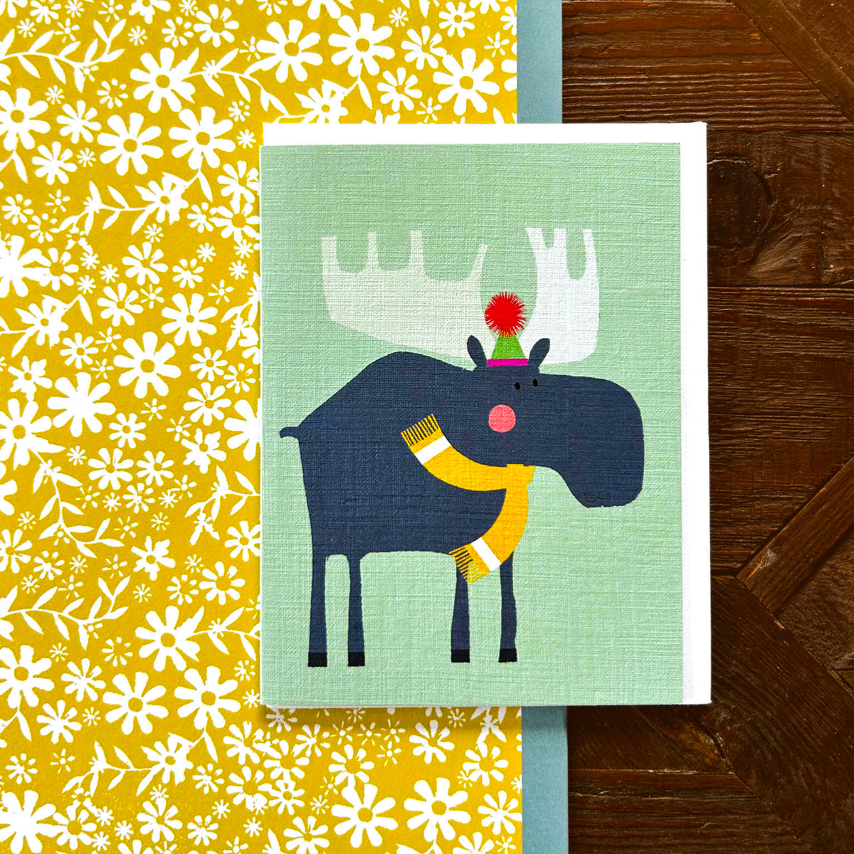 KAB37 mini moose greetings card