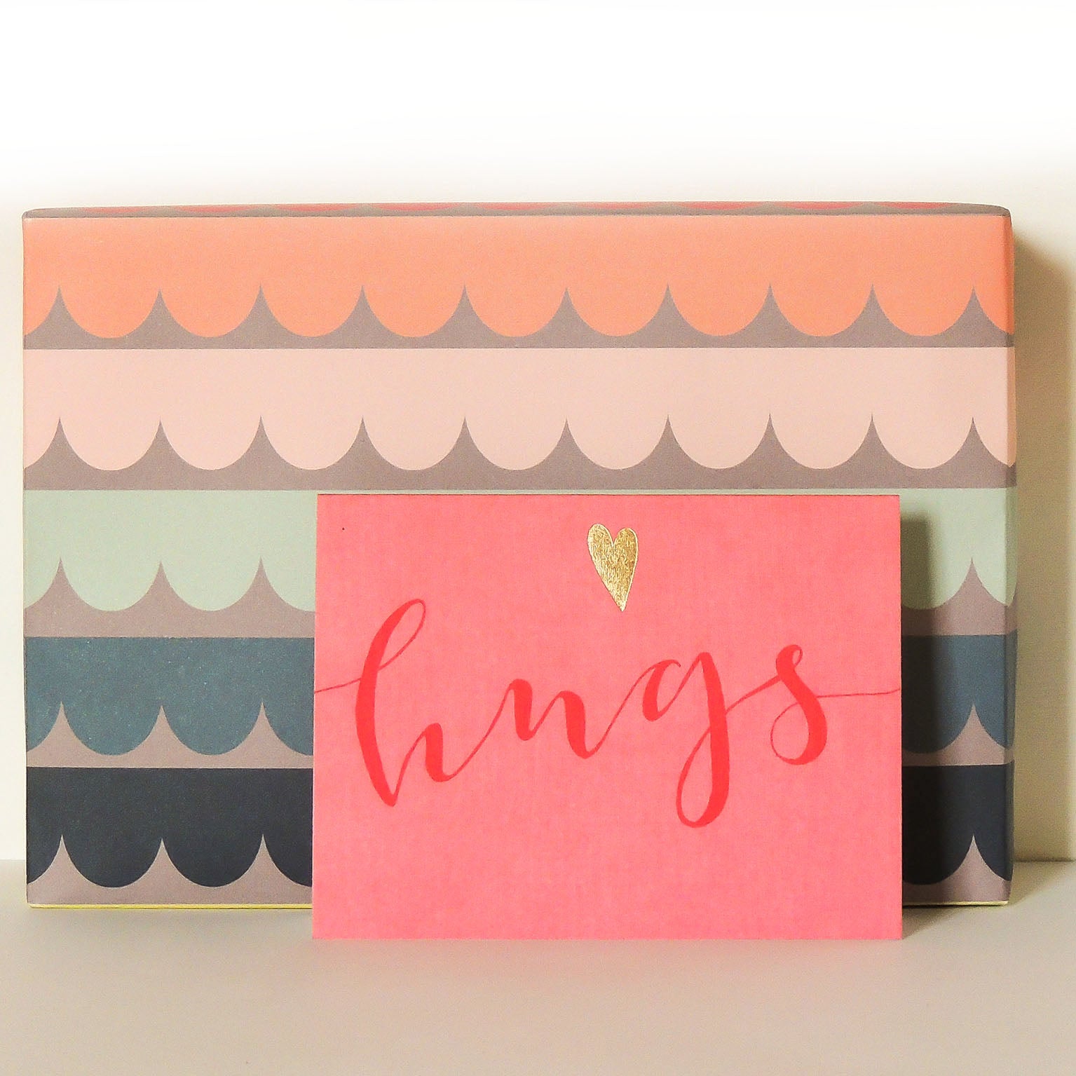 KBW23 mini gold foiled hugs card