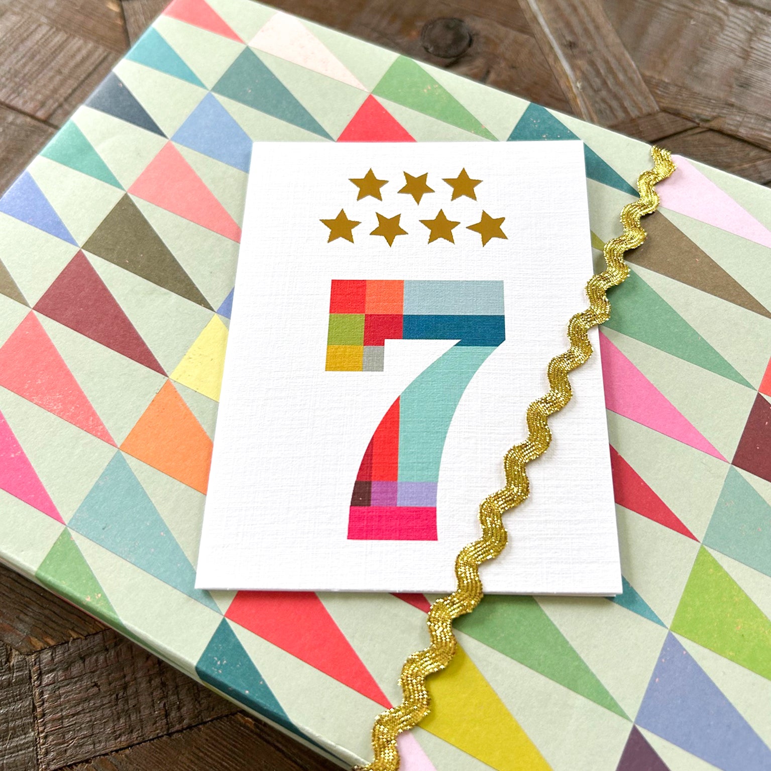 KTW07 mini gold star number seven card