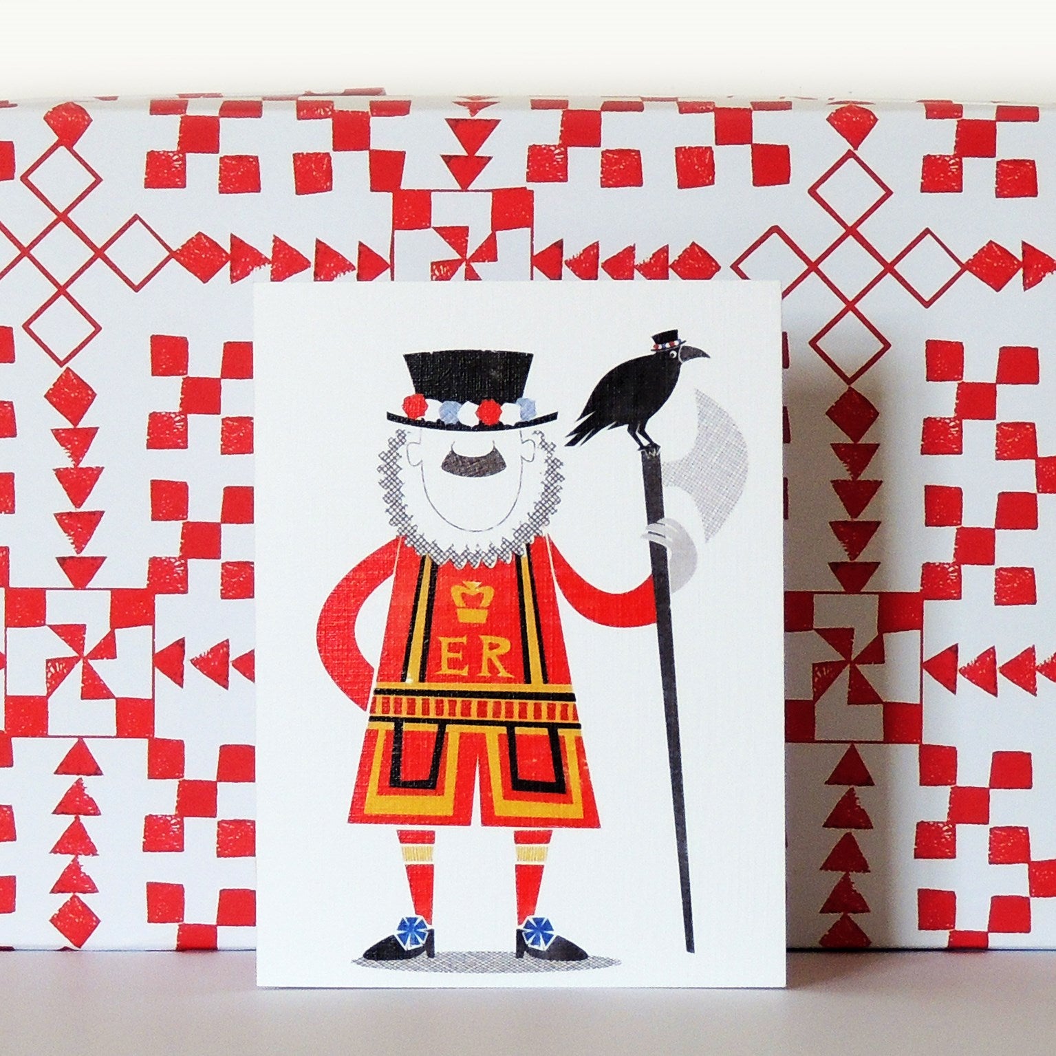 LN03 mini beefeater greetings card