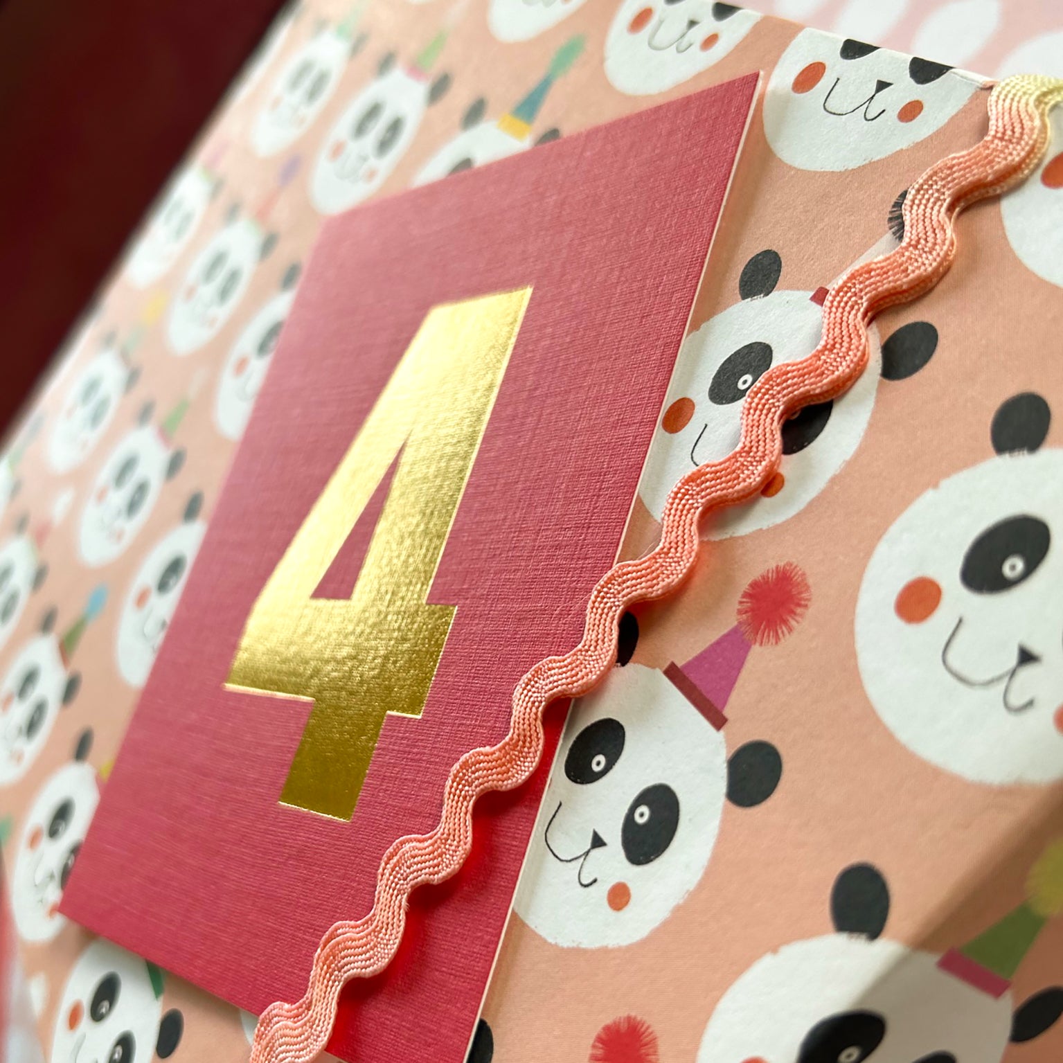 TGD04B mini gold foiled number four card