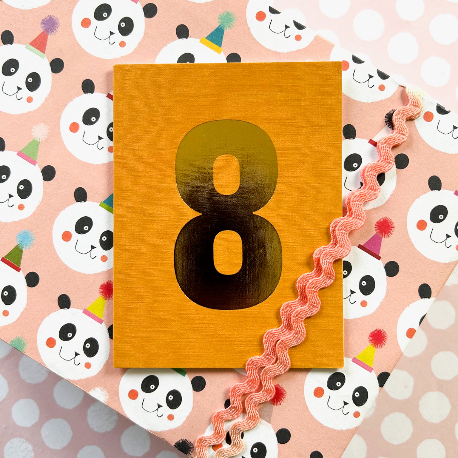 TGD11 mini gold foiled number eight card