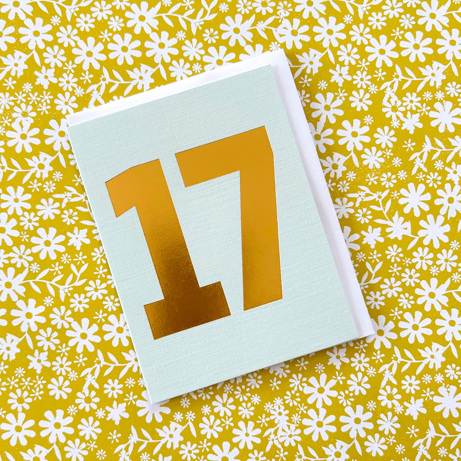 TGD20 mini gold foiled number seventeen card