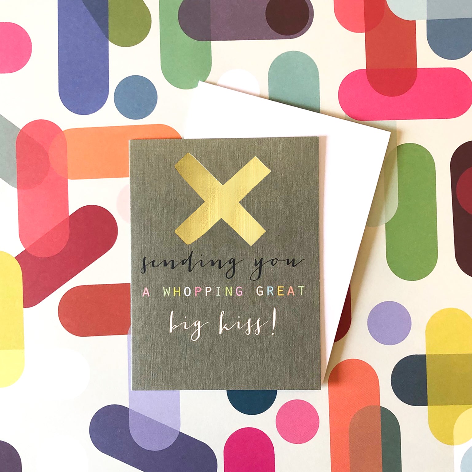 TW414 mini gold foiled big kiss card