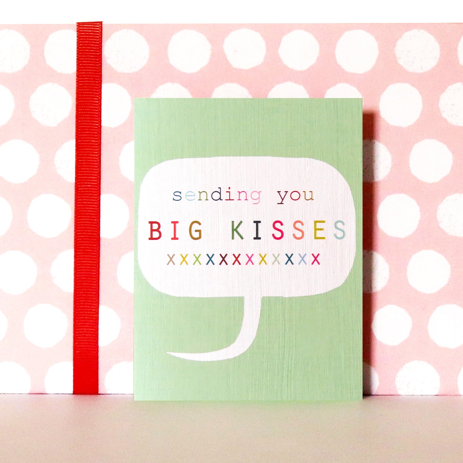 TWB30 mini big kisses card