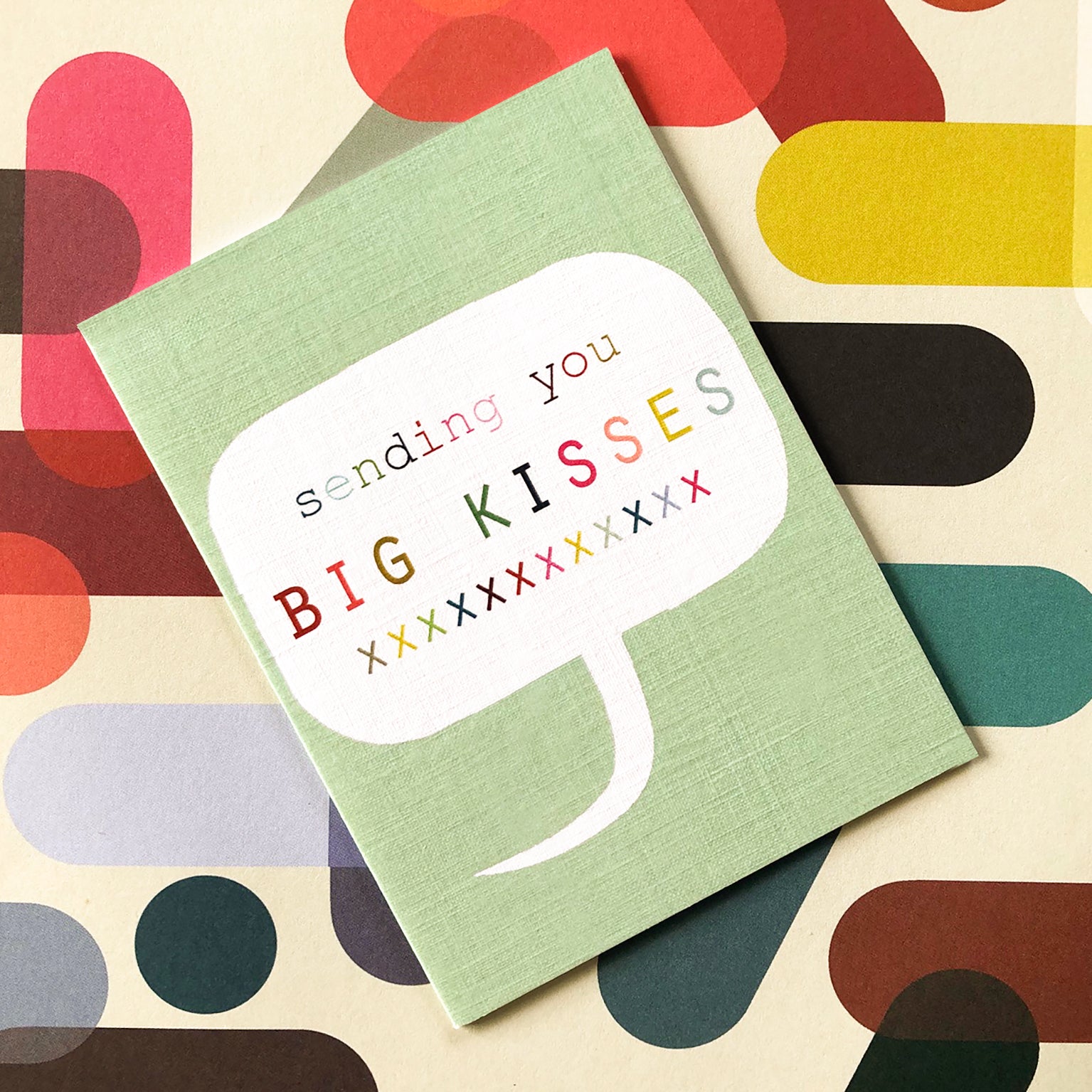 TWB30 mini big kisses card