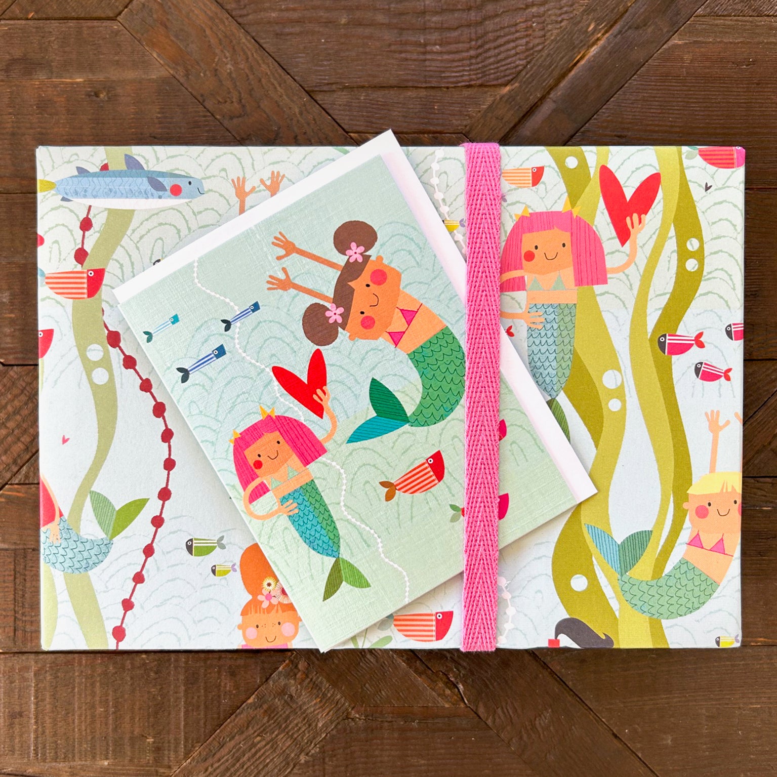 WP130 mermaid wrapping paper