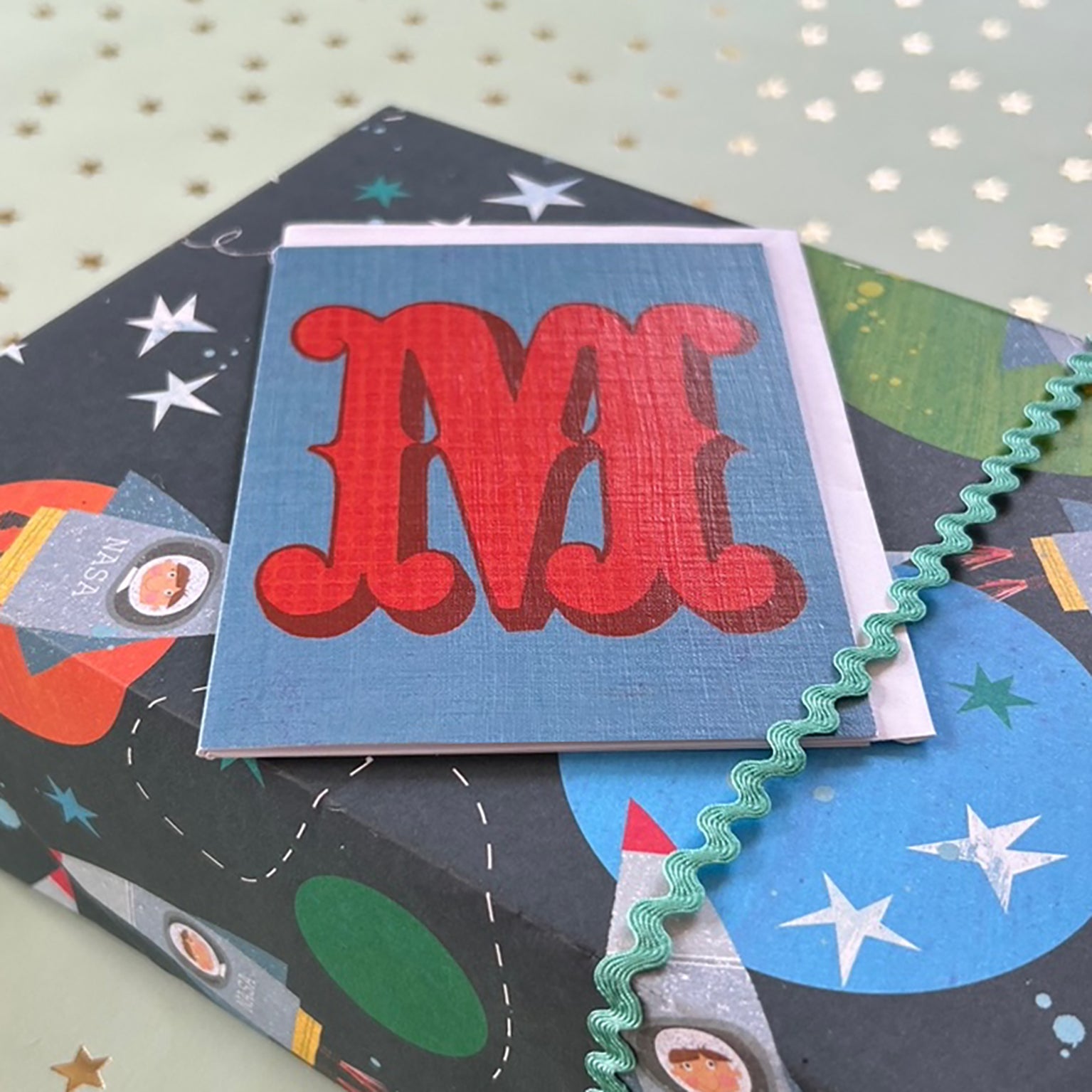 XA13 mini M alphabet card
