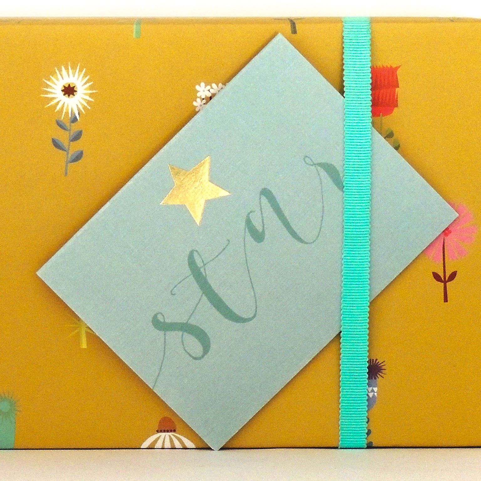 KBW06 mini gold foiled star card