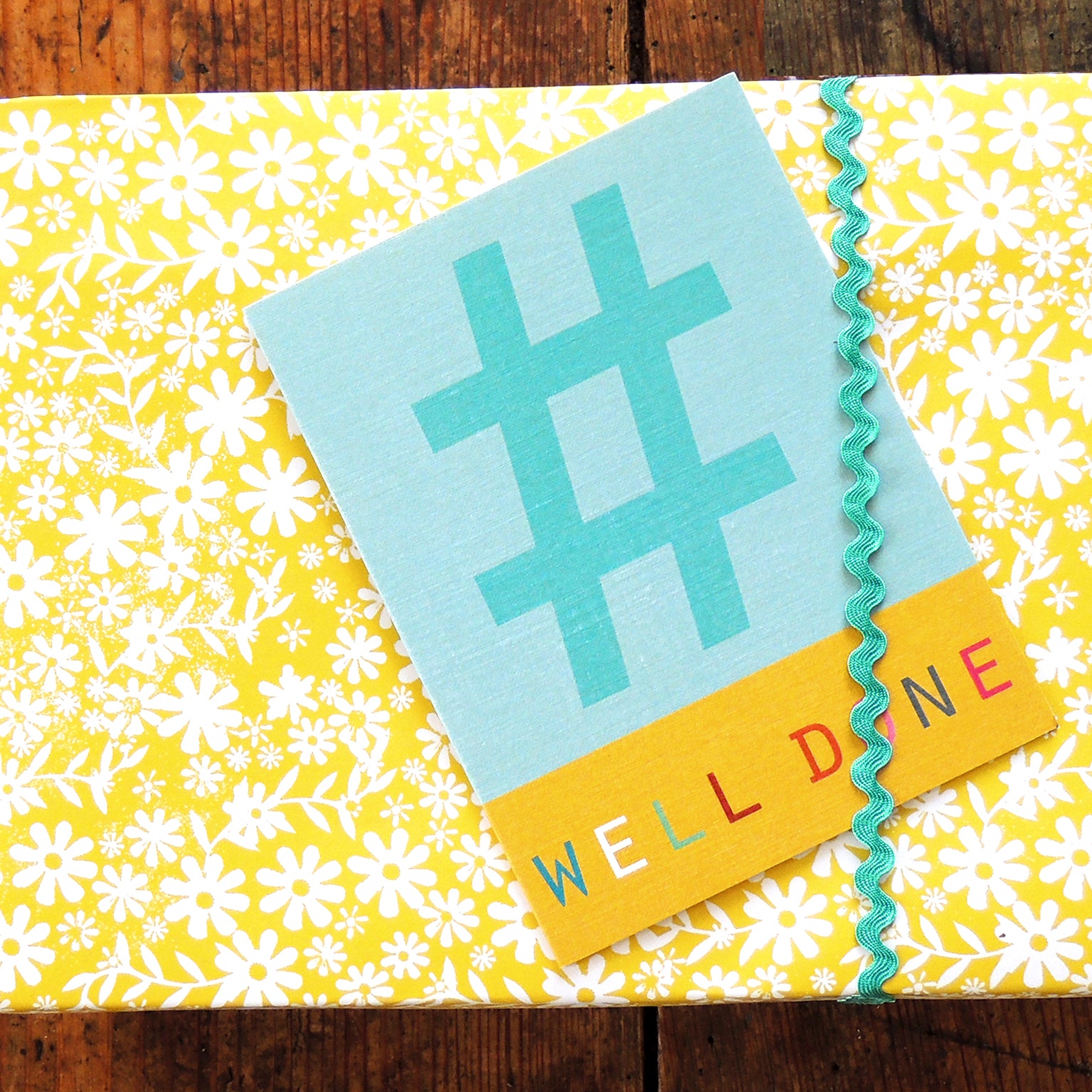 STW07 mini hashtag well done card