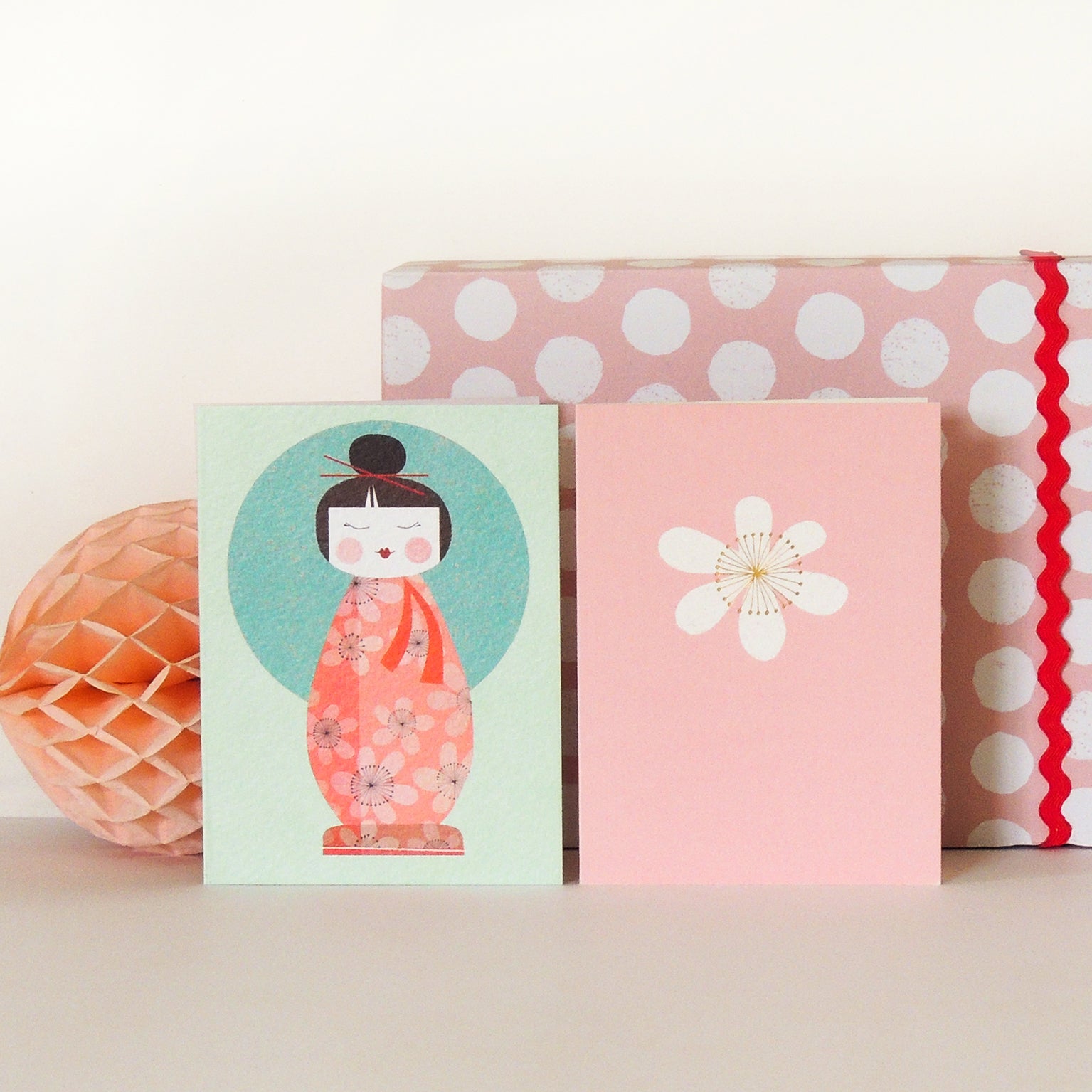 TW06 mini kokeshi doll card