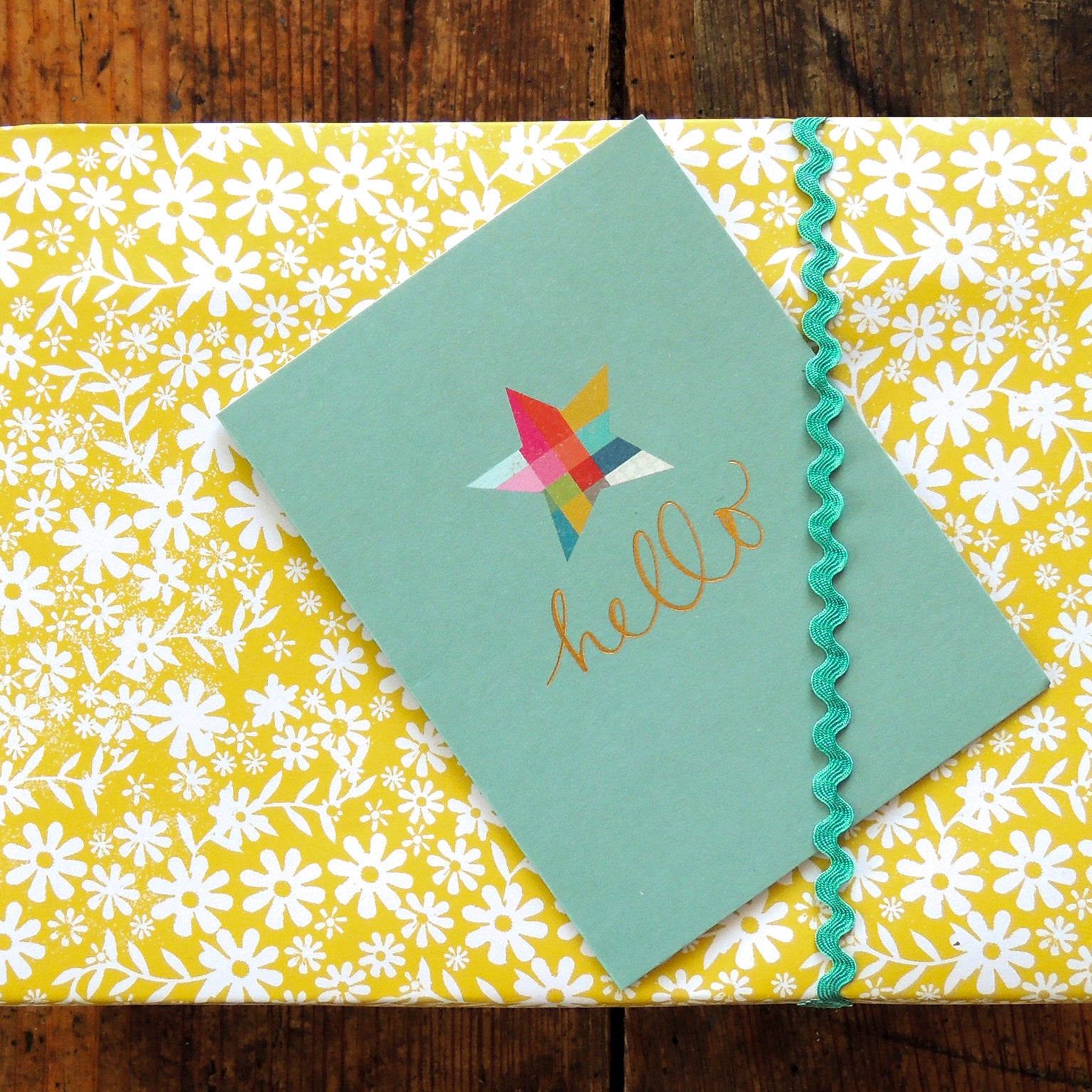 TW35 mini gold foiled hello card