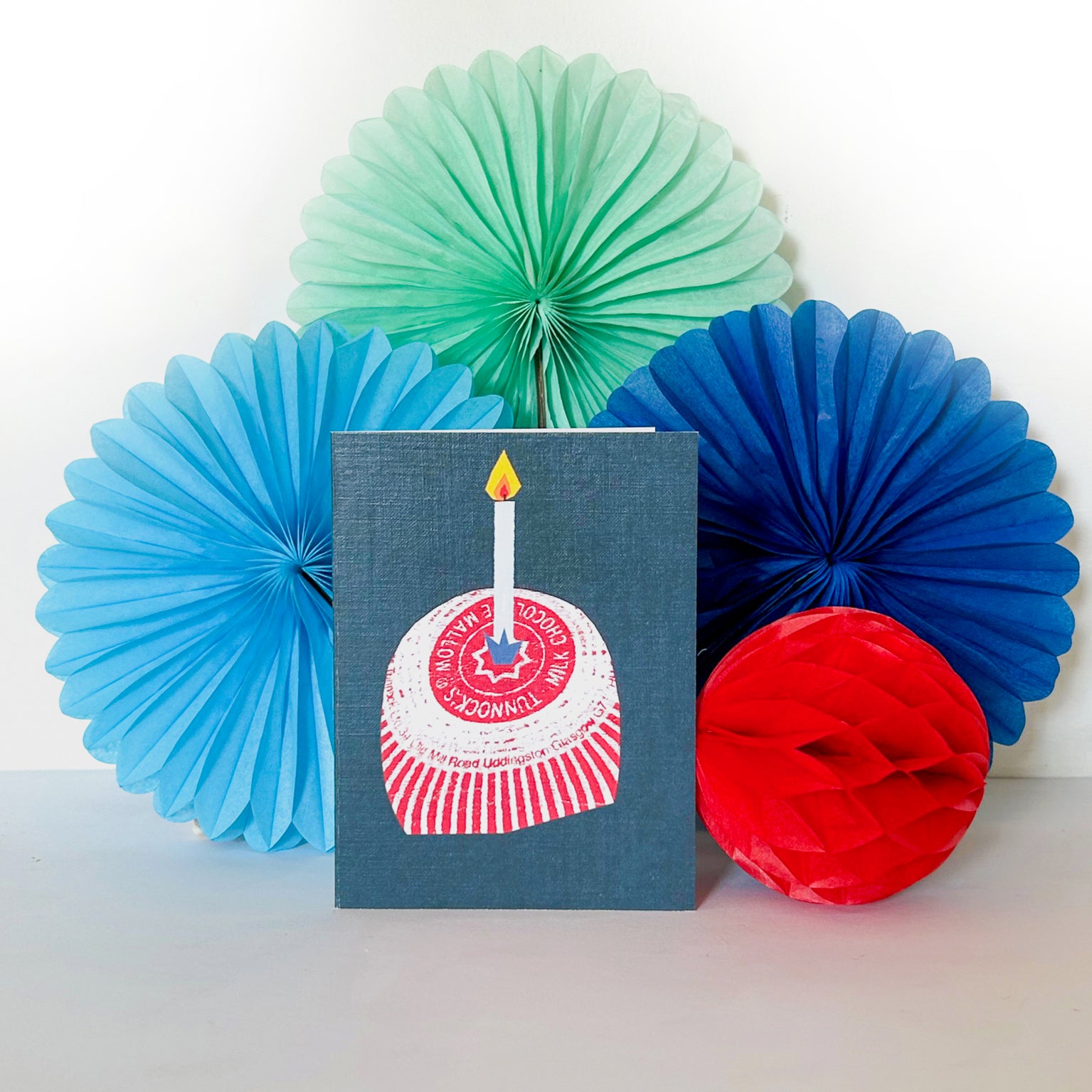 AL02 mini tunnocks teacake card
