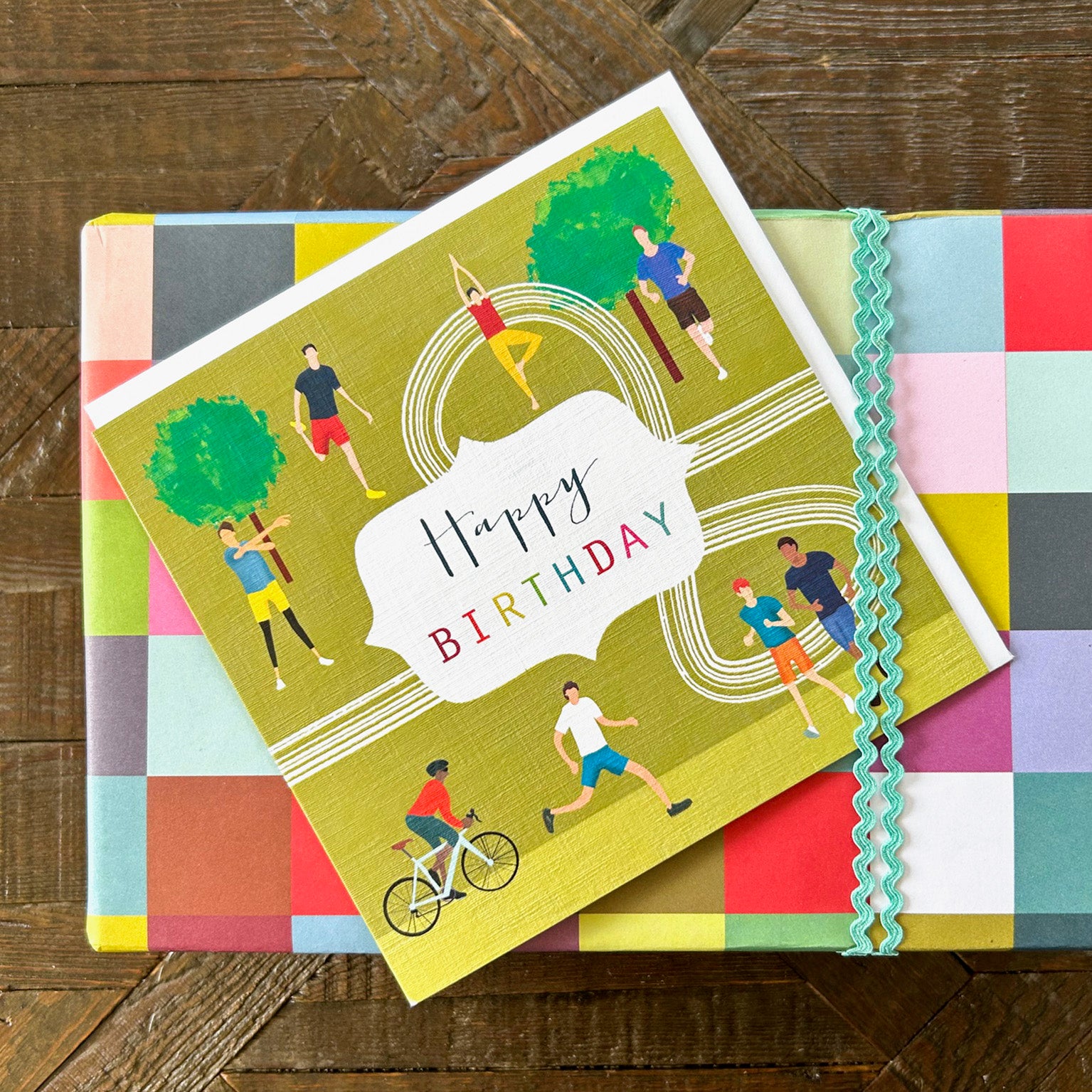 HB16 running happy birthday card