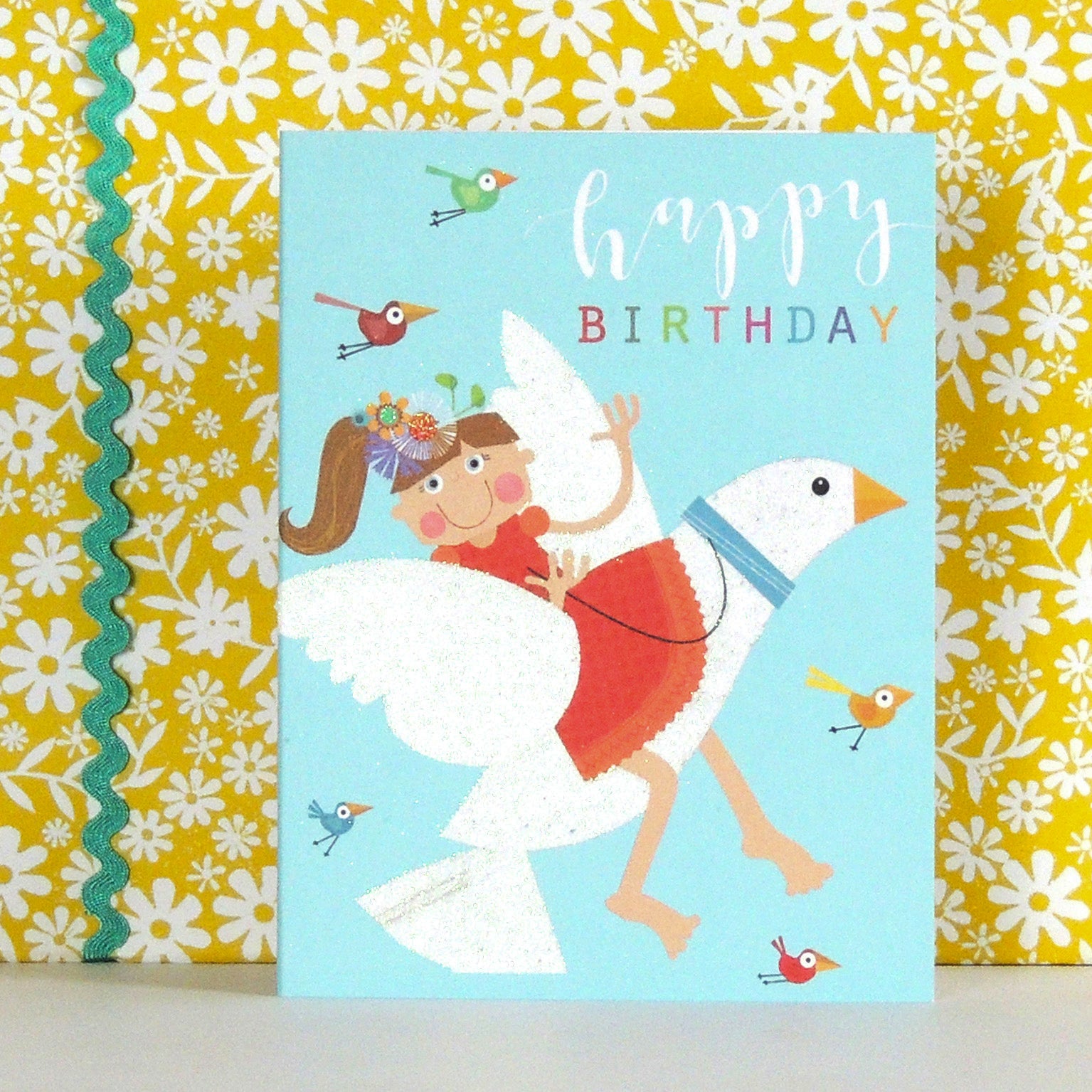 KTG05 mini glittery dove birthday card