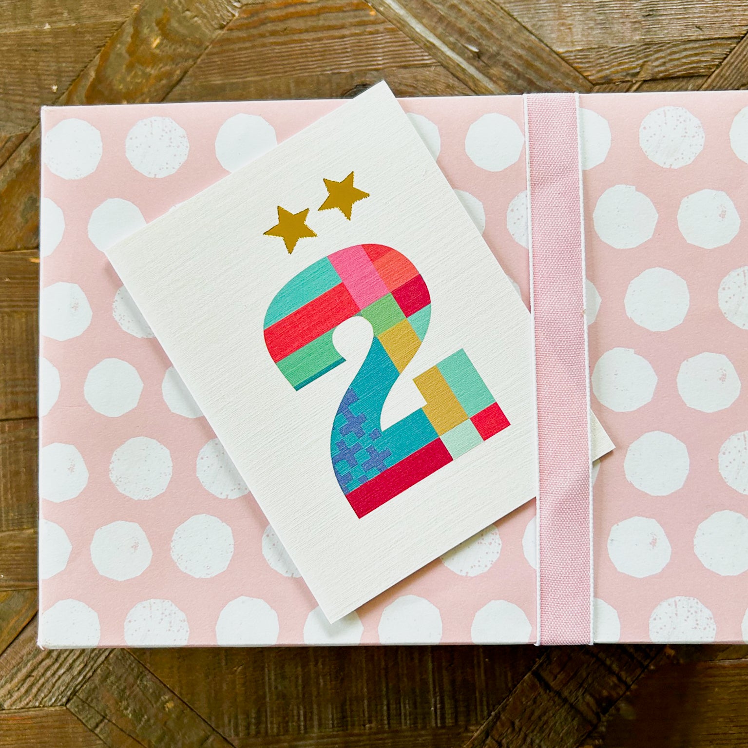 KTW02 mini gold star number two card