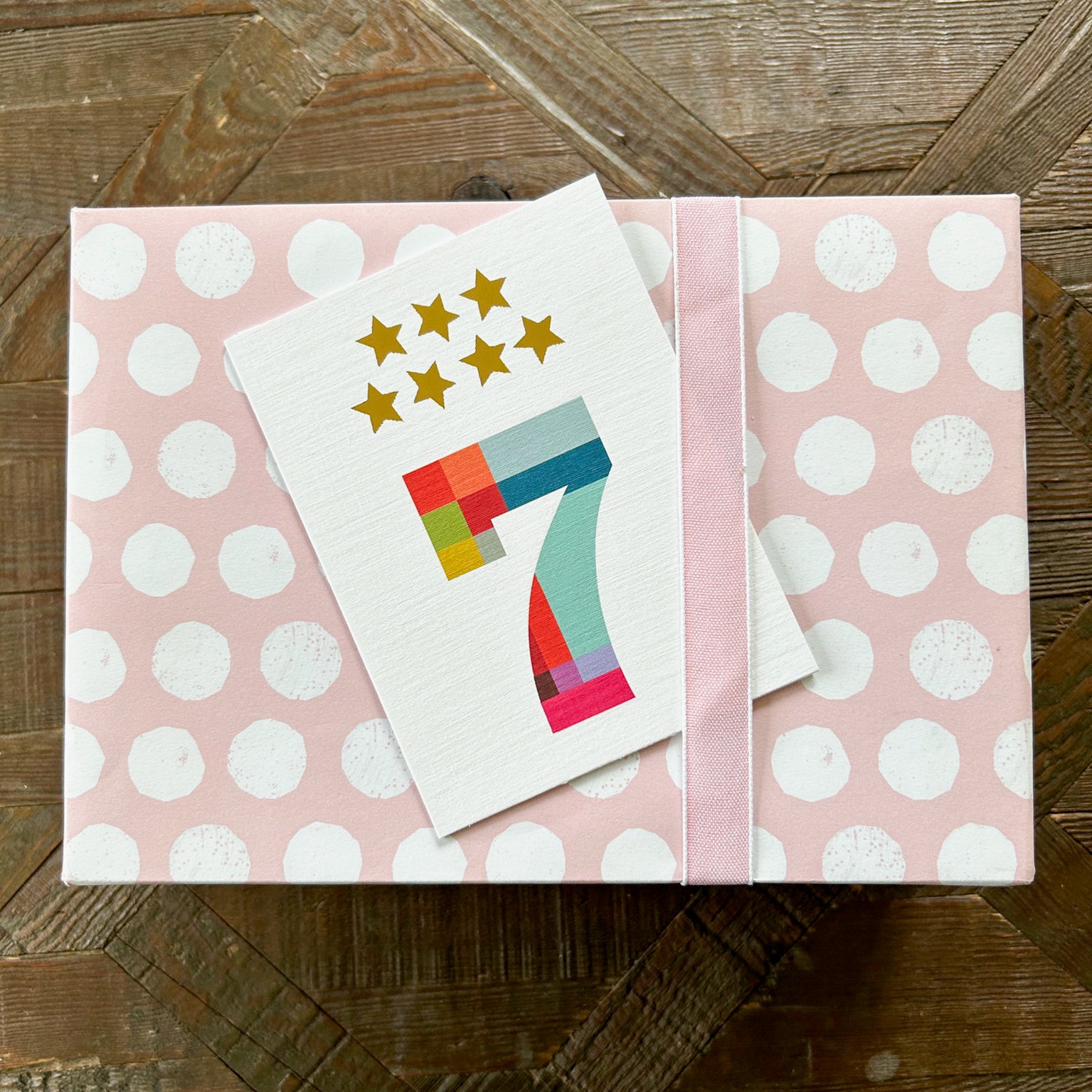 KTW07 mini gold star number seven card