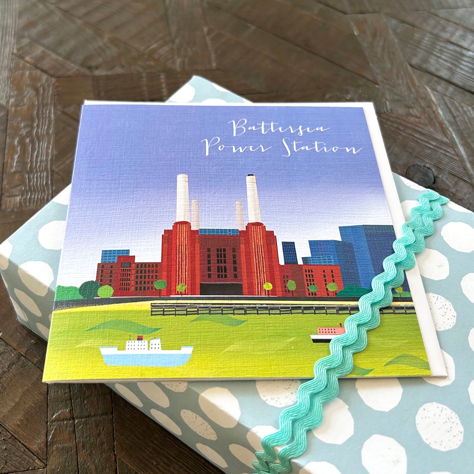 NT19 Battersea Power Station greetings card