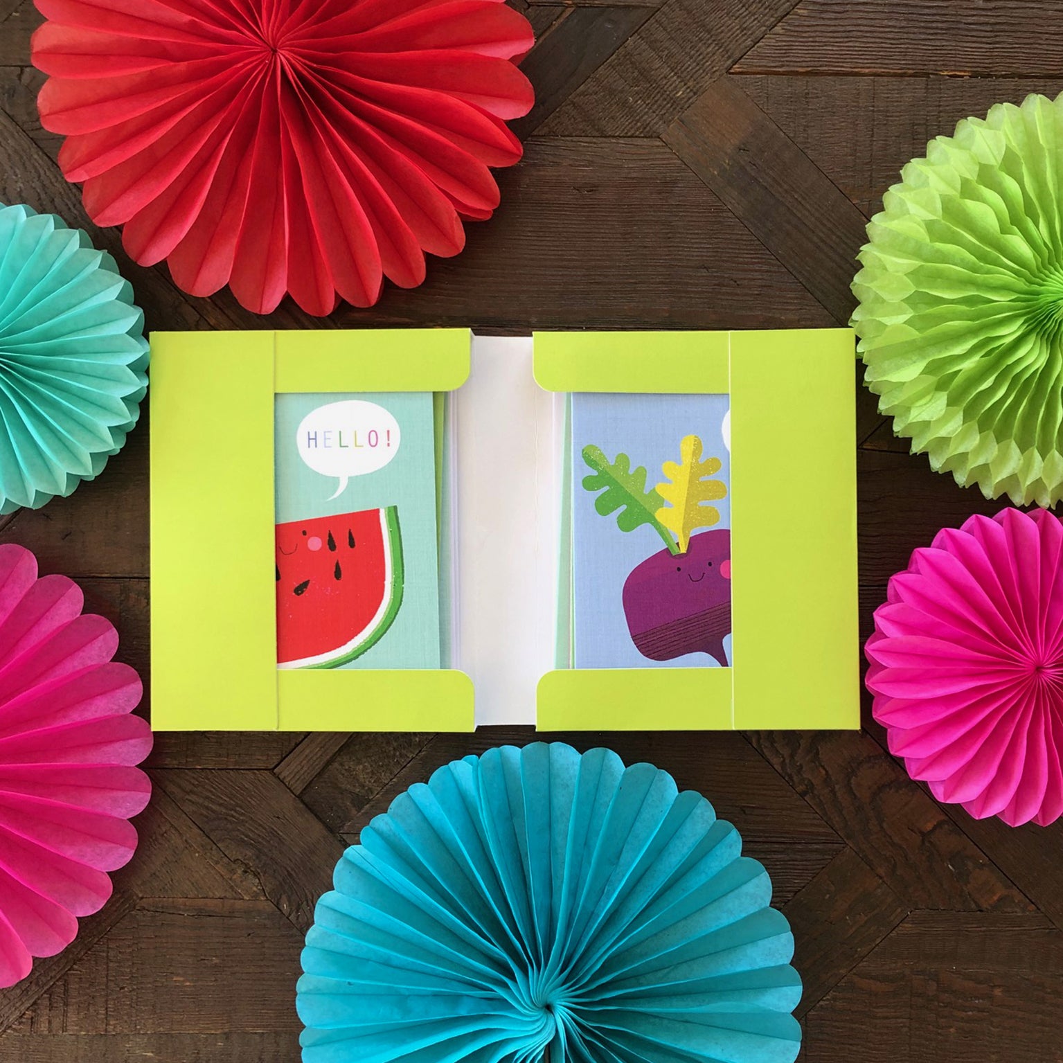 TBX08 mixed mini fruit and veg cards box