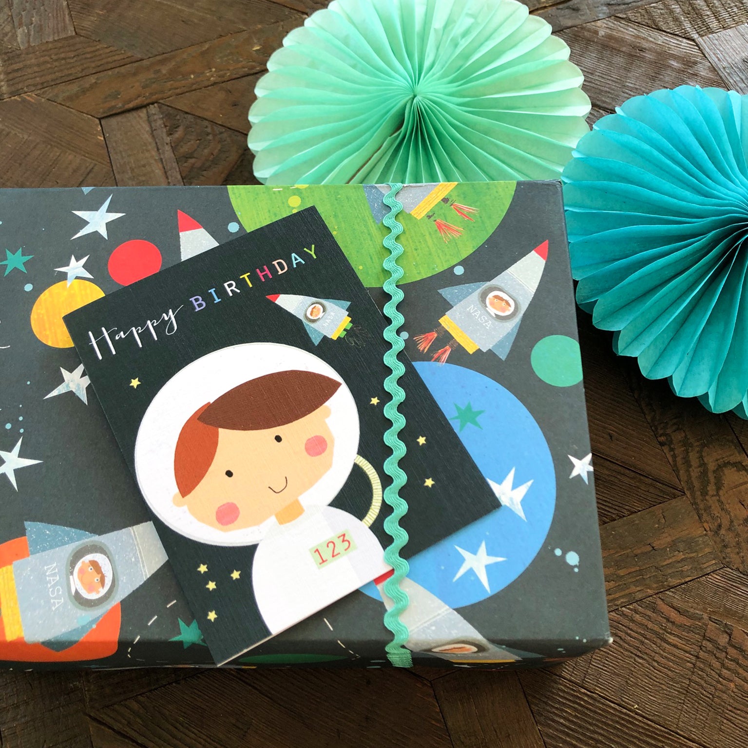 TMC07 mini spaceman birthday card