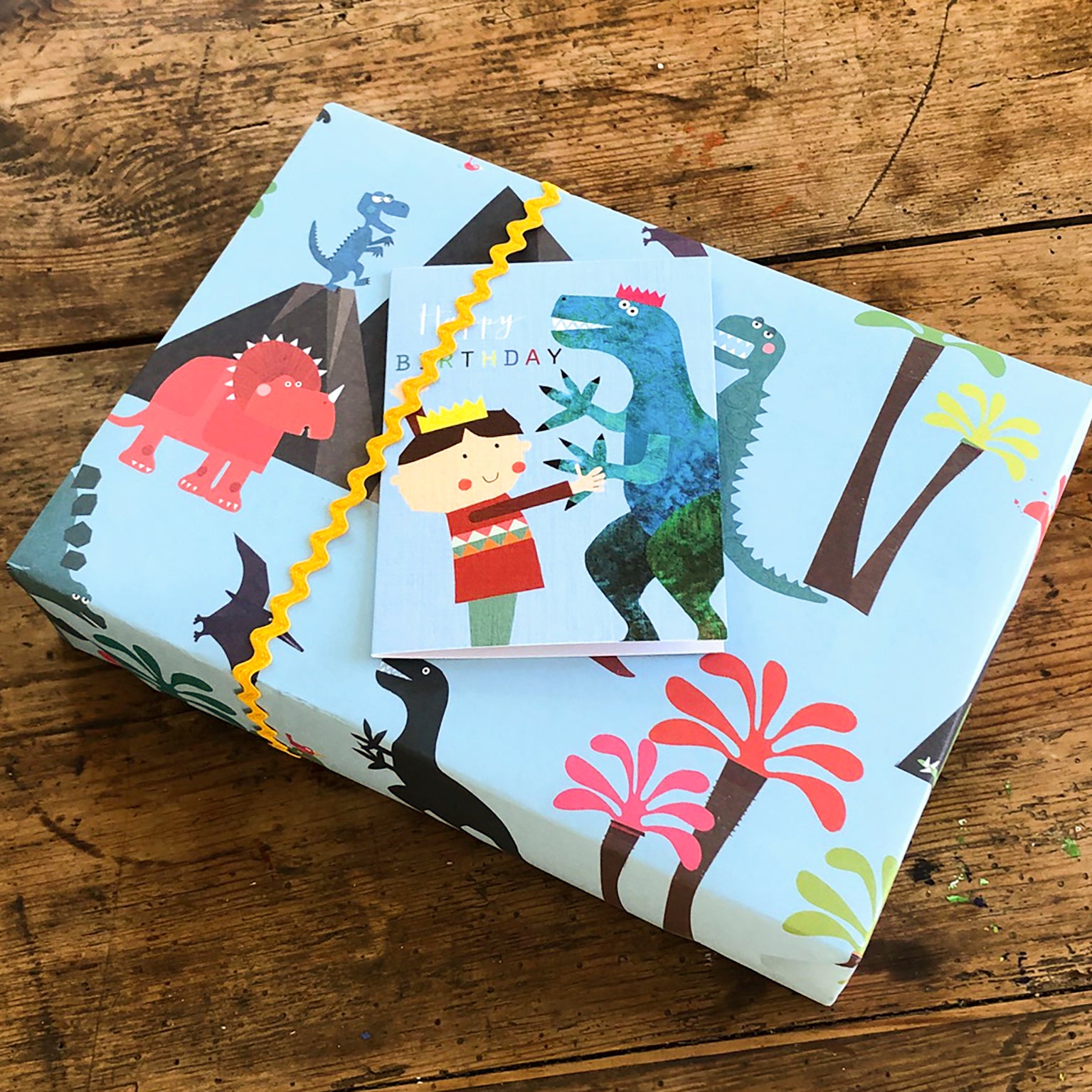 TMC10 mini dinosaur birthday card