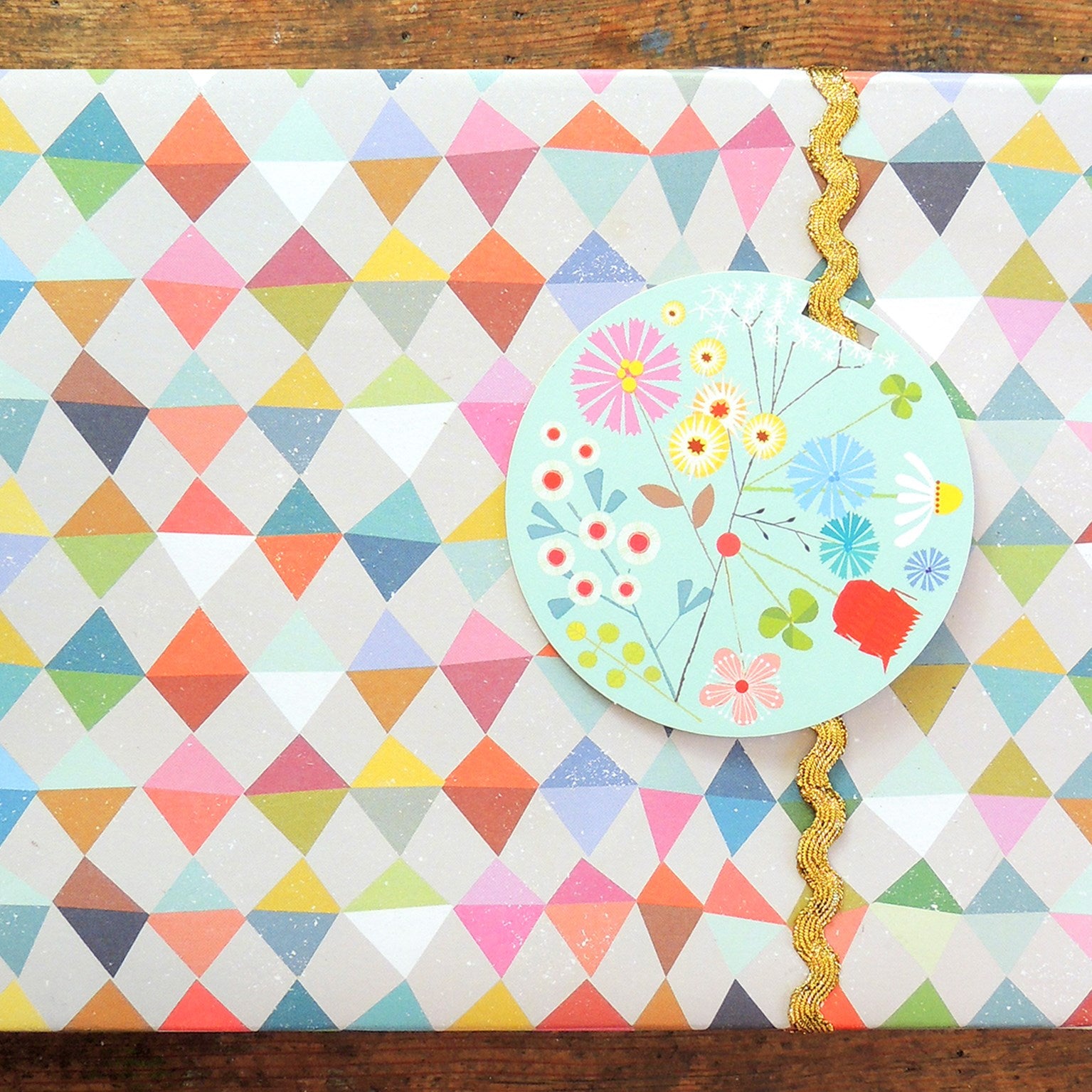 TG11 floral gift tags